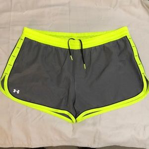 Women’s Under Armour semi-fitted shorts